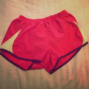 NIKE RUNNING SHORTS🌬