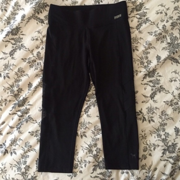 PINK cropped yoga pants