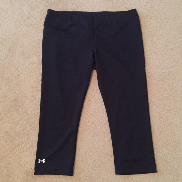 Under Armour Wicking Workout Crops