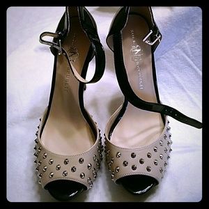 Rock Republic studded heels NWOT