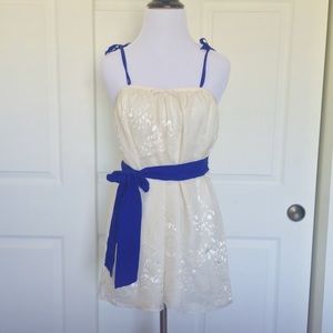Silk cream loose tank top with blue ribbon sash