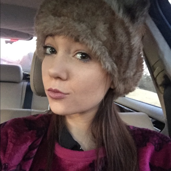 Meet your Posher, Haley