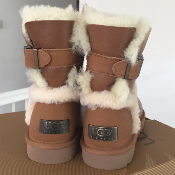 Brand new authentic UGG boots - Picture 2 of 4