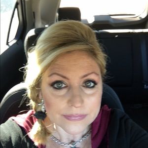 Meet your Posher, Corinna