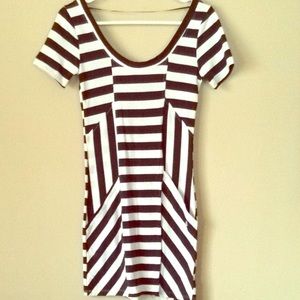 ❤NWOT Black and white striped dress❤️