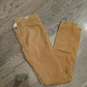 Gold/orange colored super stretch jean