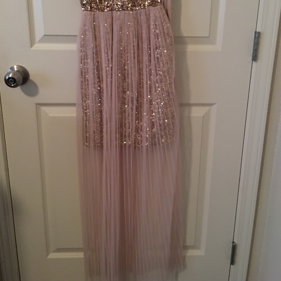 Gold sequin dress - Picture 3 of 4