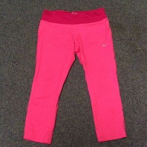 Nike Pro Capris