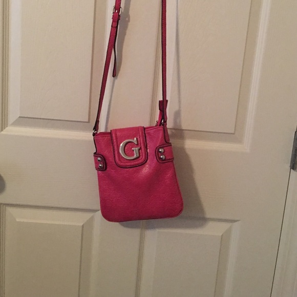 Guess purse - Picture 1 of 4