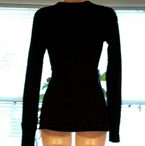 Nwot Never worn black longsleeve - Picture 2 of 2