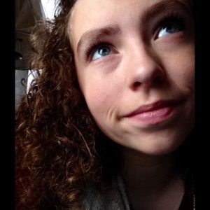 Meet your Posher, Jillian