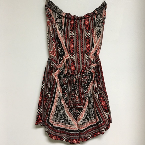 Joyce Leslie Other - Strapless Tribal Romper