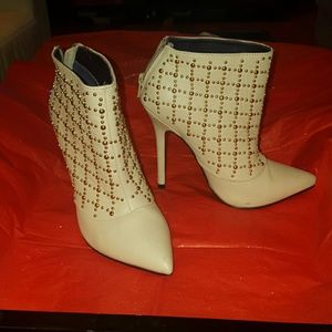 Gorgeous LEATHER beige/nude gold studded booties.