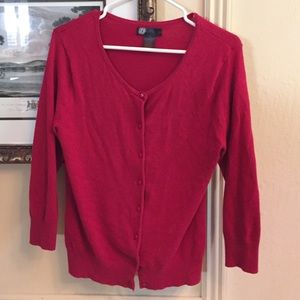 Red 3/4 sleeve cardigan