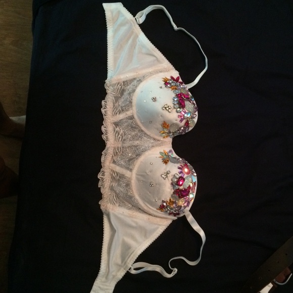 Bebe bedazzled crop top bra