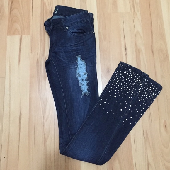 Denim - Rhinestone Skinny Jeans NWOT