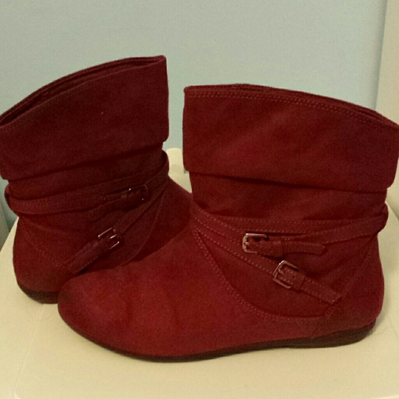 Burgundy booties. 2nd photo more accurate color