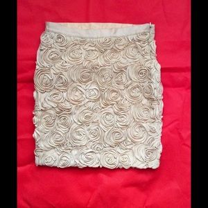 NEW - Banana Republic Gold Rosette Stretch Skirt
