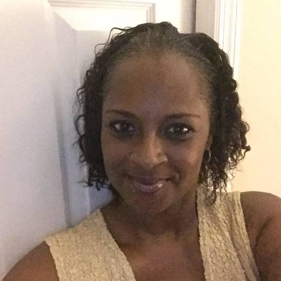 Meet your Posher, Kelly - Picture 1 of 1