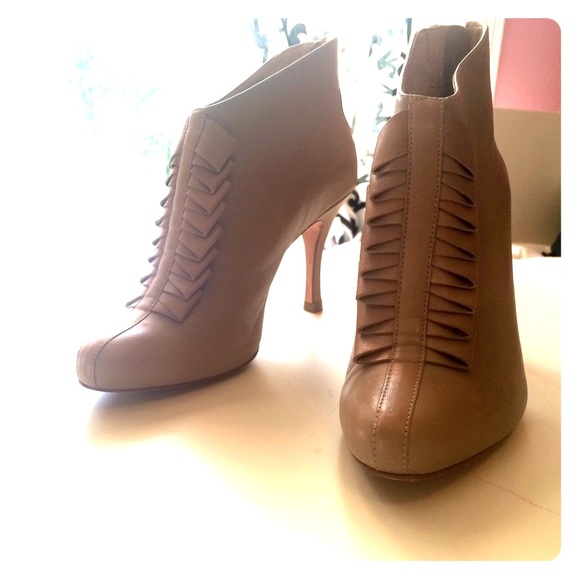 Pour La Victorie Booties