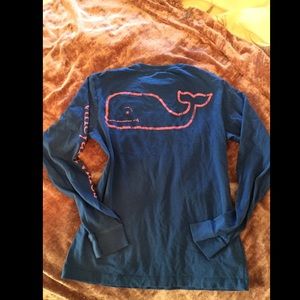 Vineyard vines tee
