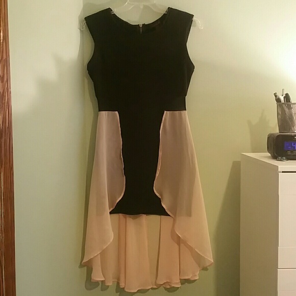 Bodycon Dress With Highlow Draping - Picture 1 of 4