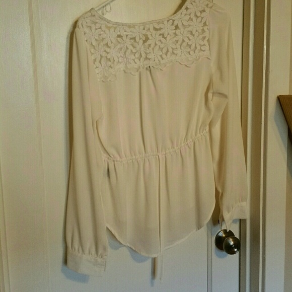Cream tunic top - Picture 2 of 4