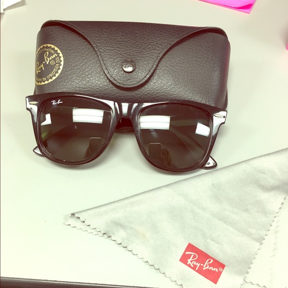Ray-Ban Black Wayfarer