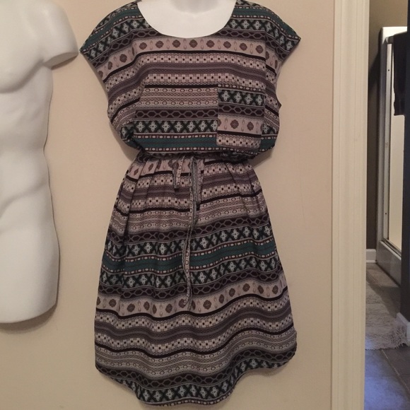 Merona Dresses & Skirts - Multi patter/color dress