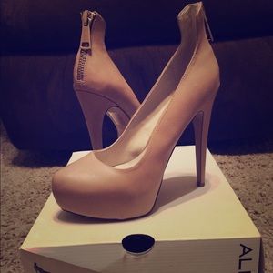 Aldo nude pump platform high heel shoe