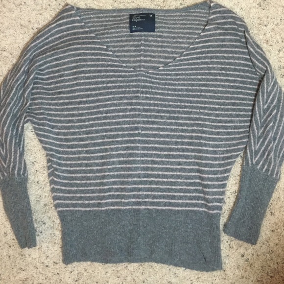 Grey & pink sweater