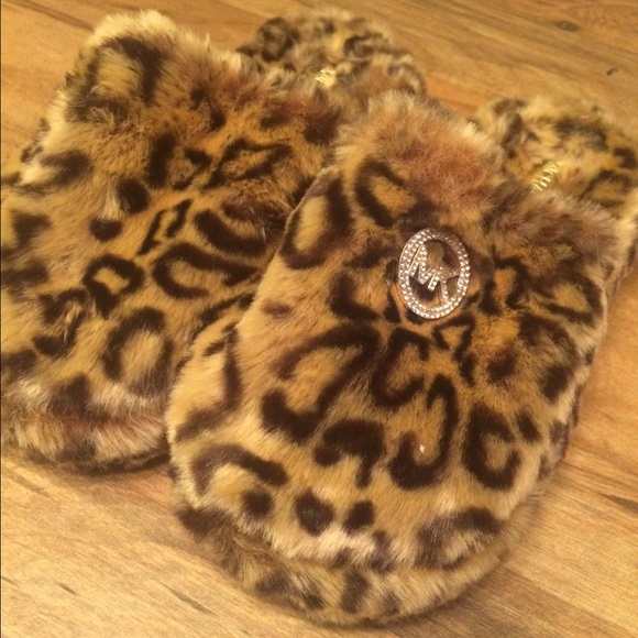 Michael kors house slippers
