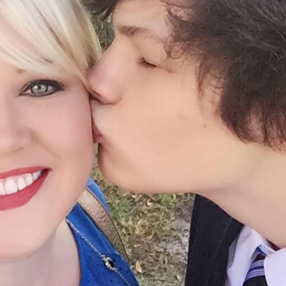 Meet your Posher, Paige - Picture 1 of 1