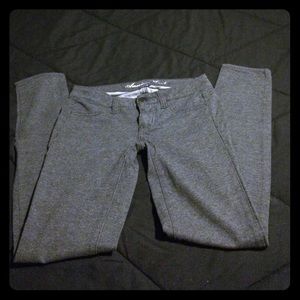 Womens American Eagle grey jeggings 0!