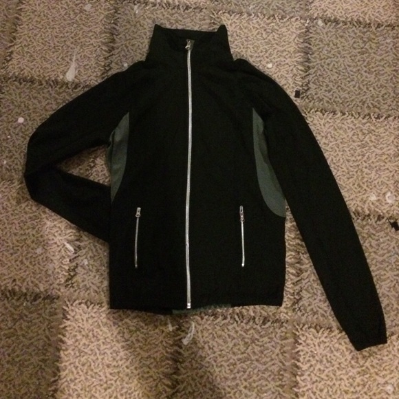 Black running  jacket