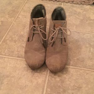 Size 7 Toms Wedges