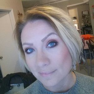 Meet your Posher, Felicity