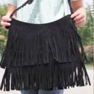 Black fringe purse!!