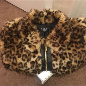 Bebe women's faux fur jacket sz med