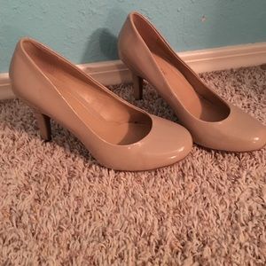 Kelly and Katie high heel