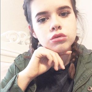 Meet your Posher, Marissa