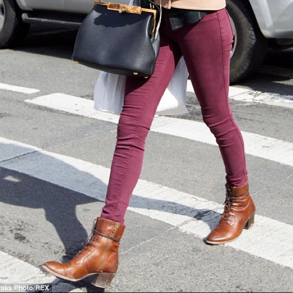 Traded 💕🚫 - Picture 3 of 4