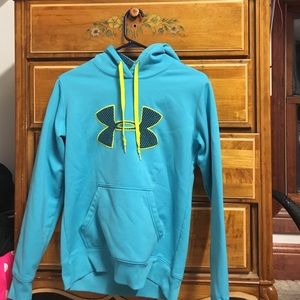 Under armour sweatshirt