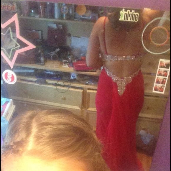 Prom dress - Picture 2 of 3