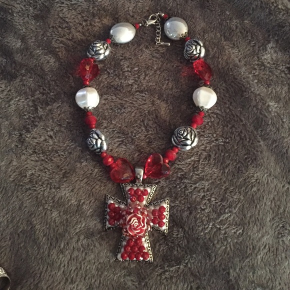 Red Cross necklace with rose beads