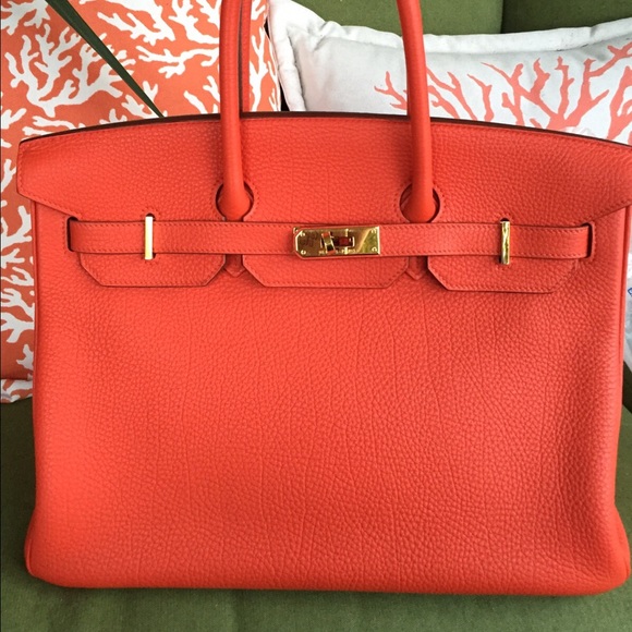Birkin capucine 35cm GHW, authentic guarantee.