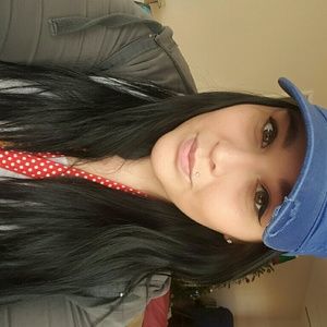 Meet your Posher, Rhiannon