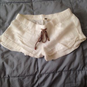Lightweight Roxy shorts!
