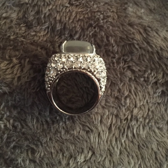 Beautiful statement ring! - Picture 2 of 2