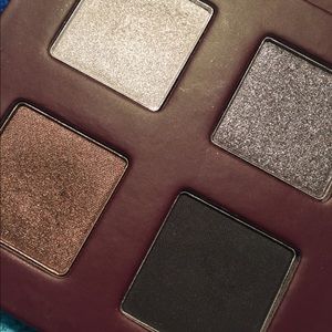Lorac Silver Silk eyeshadow pallete